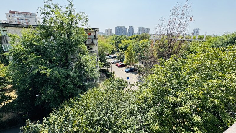 Parcul Tineretului, Str. Costache Stamate,Vacaresti, loc parcare, centrala